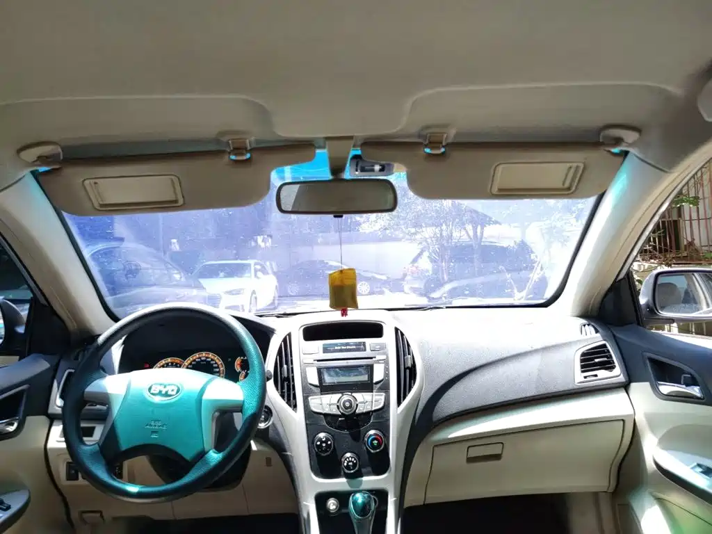 BYD F3 2015 2015 Energy-saving Edition 1.5L Automatic Luxury