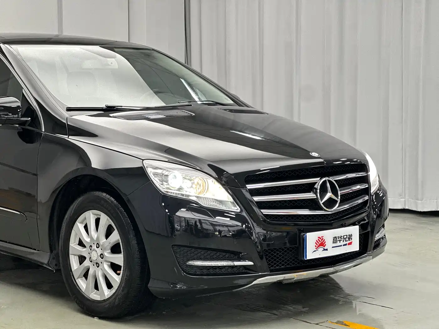 Mercedes-Benz R-Class 2015 R 320 4MATIC Luxury фото 6