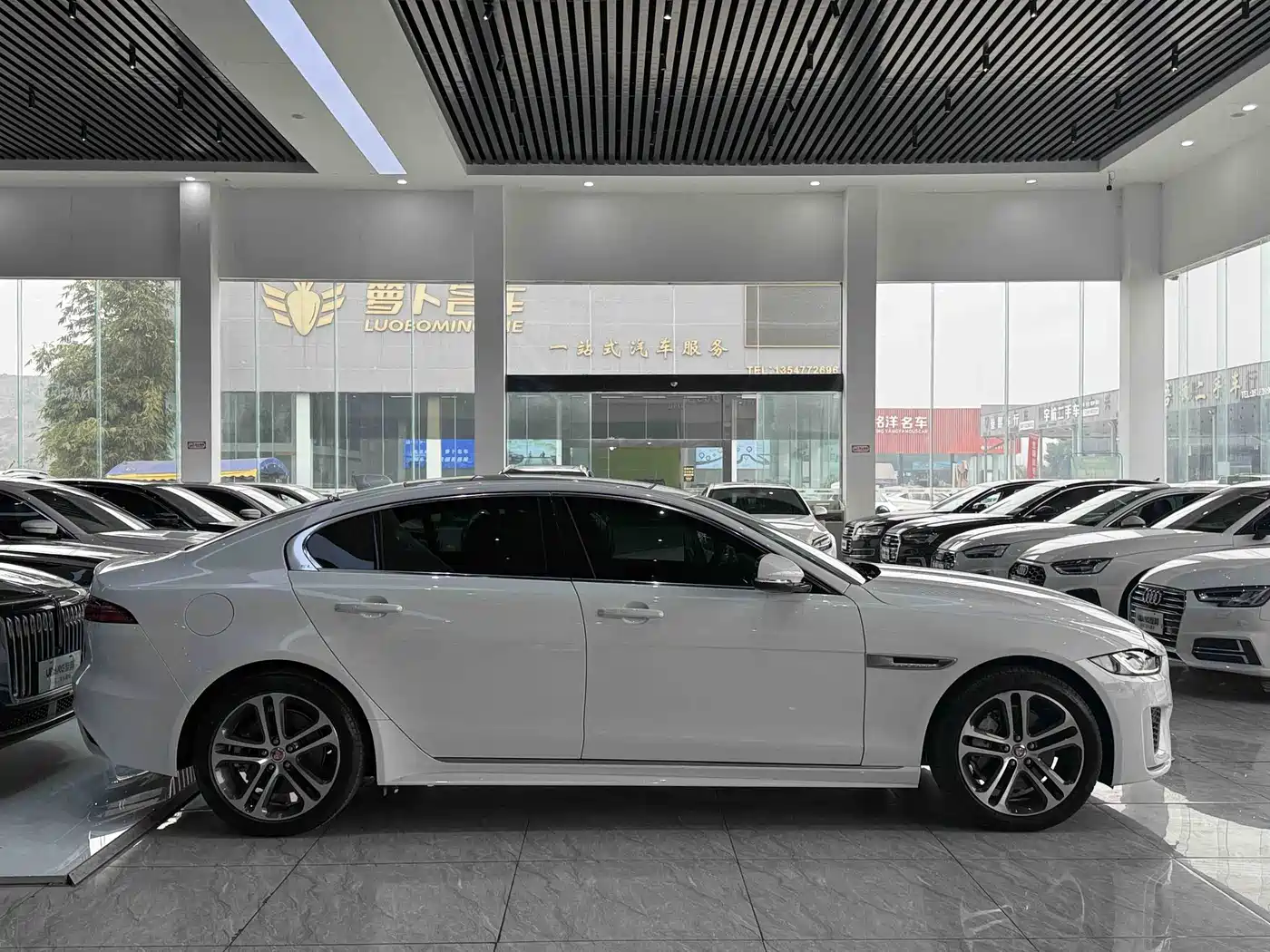 Jaguar XEL 2024 2024 Model 2.0T 250PS R-DYNAMIC S Progressive Sport Edition