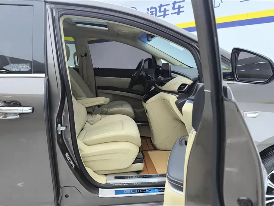 Buick GL8 2023 Land Business Class 652T Luxury фото 8