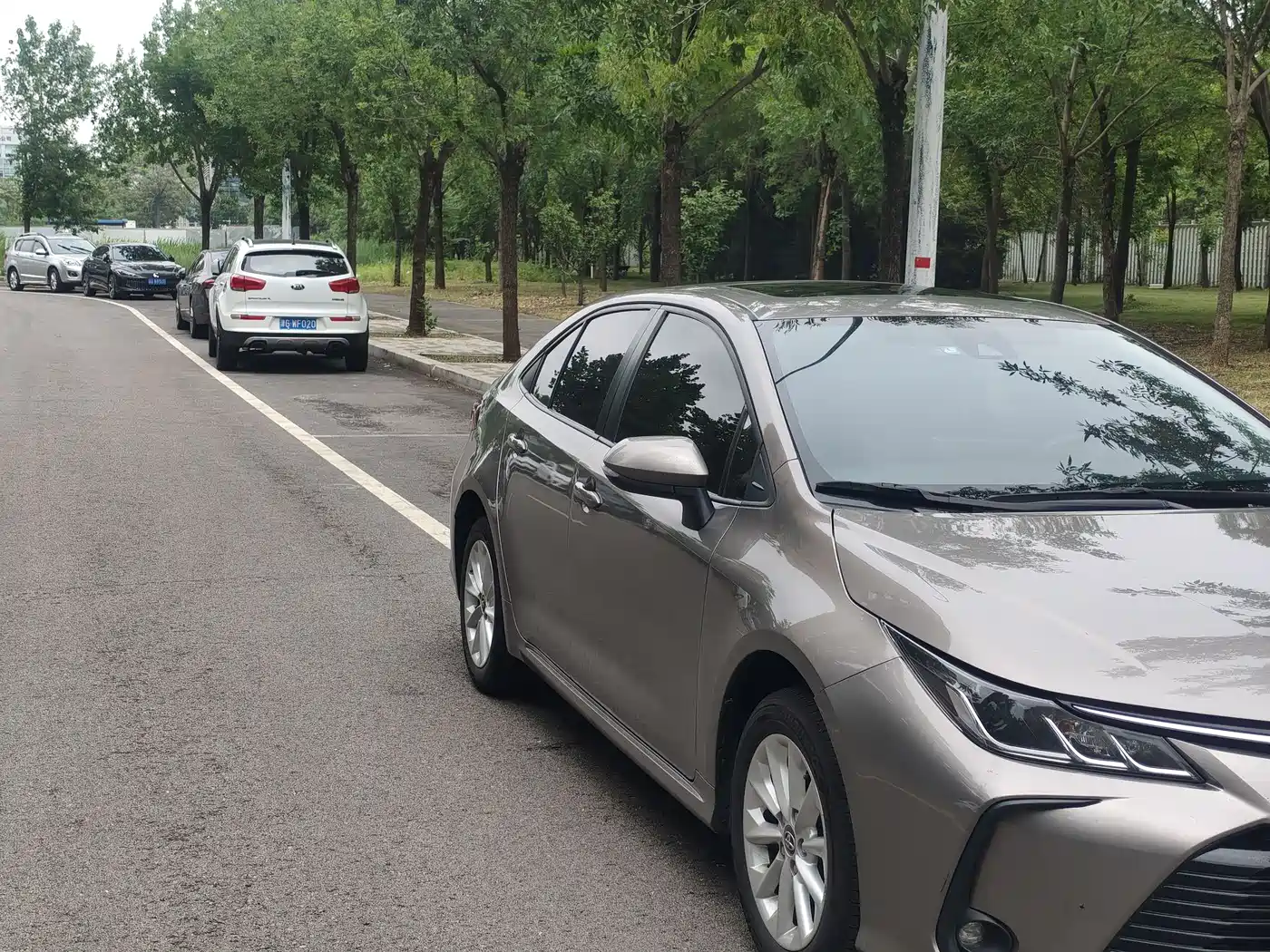 Toyota Corolla 2021 1.2T S-CVT Luxury Edition фото 4