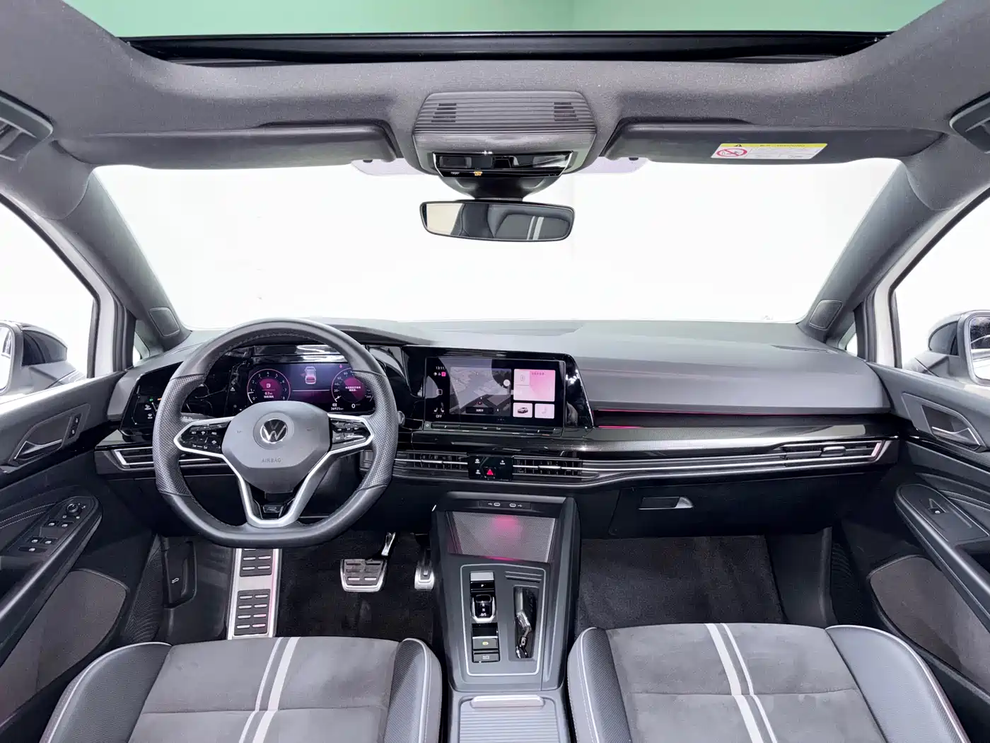 Volkswagen Golf 2021 280TSI DSG R-Line фото 11