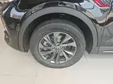 Фото 23 - Hongqi HS5