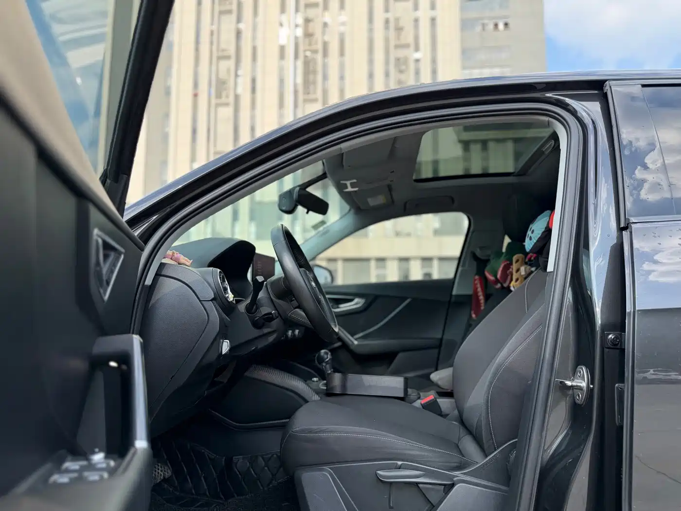 Audi Q2L 2019 2018 35 TFSI Launch Exclusive Edition China VI