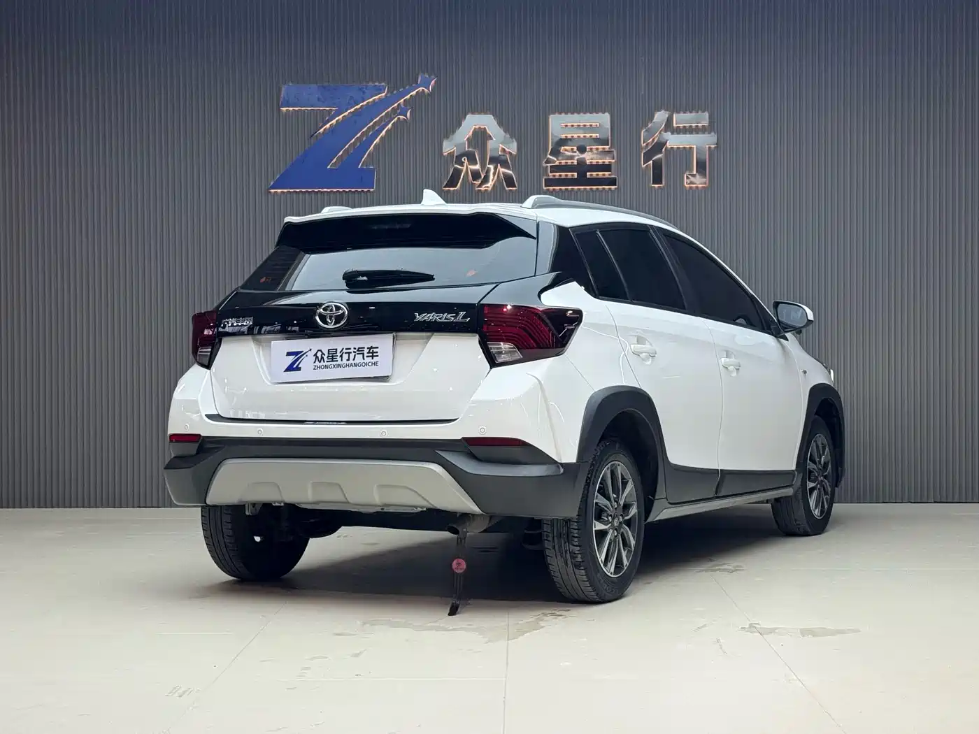 TOYOTA YARIS L ZHIXUAN