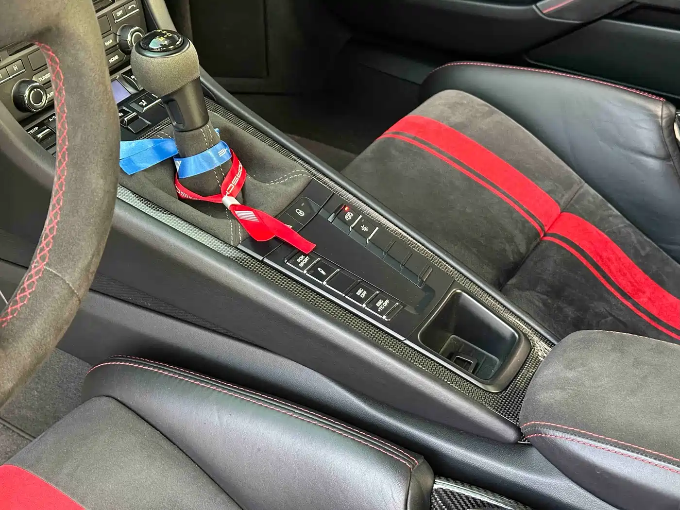 Porsche 911 2018 GT3 4.0L фото 22