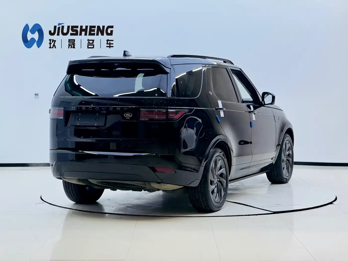 Land Rover Discovery 2023 360PS R-Dynamic S фото 6