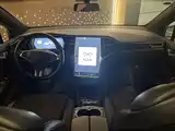 Фото 20 - Tesla Model X