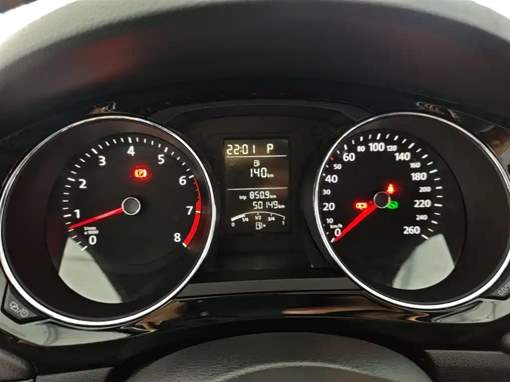 Volkswagen Sagitar 2018 1.6L Automatic Comfort фото 12