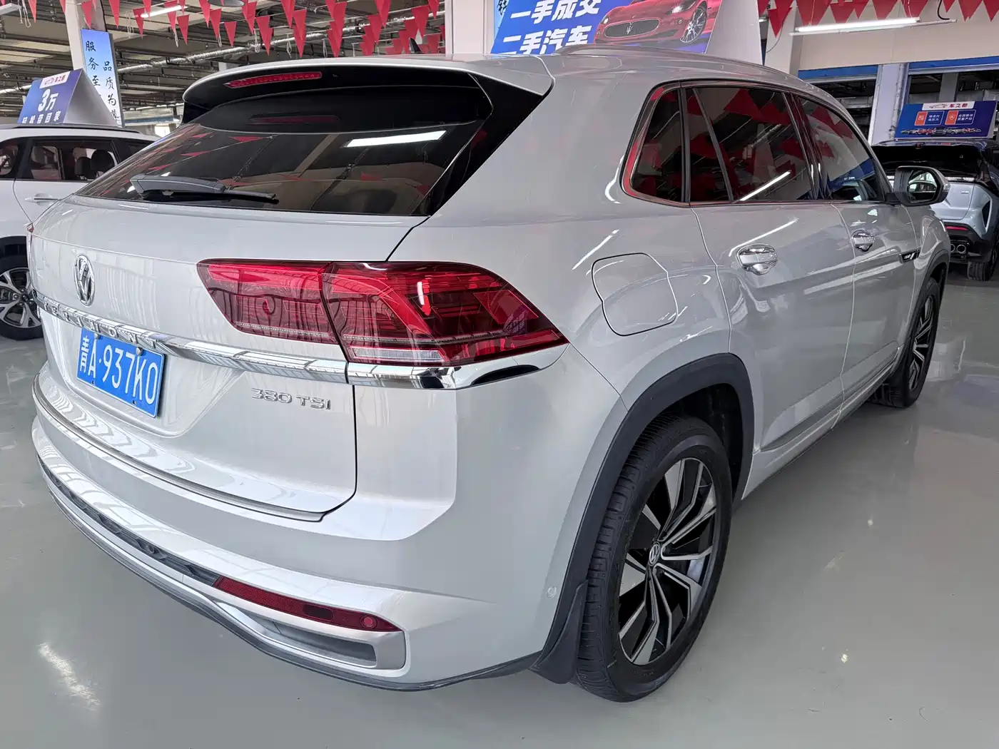 Volkswagen Teramont 2019 Model Teramont X 380TSI 4WD Prestige Luxury Edition фото 19