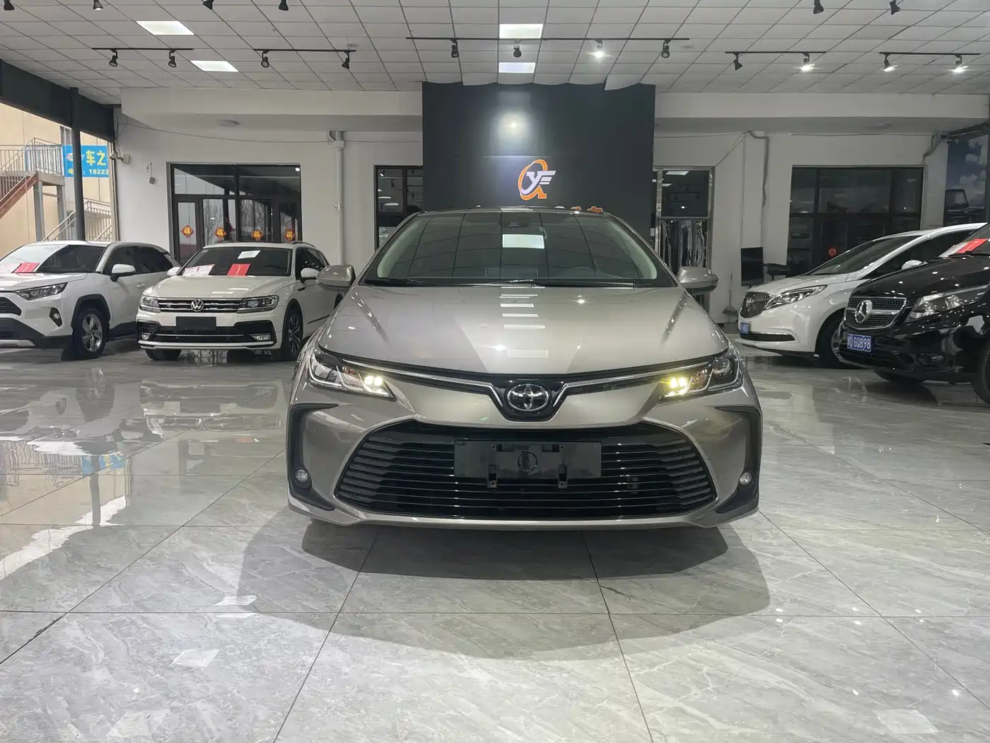 Toyota Corolla 2019 1.2T S-CVT GL-i Luxury Edition фото 2