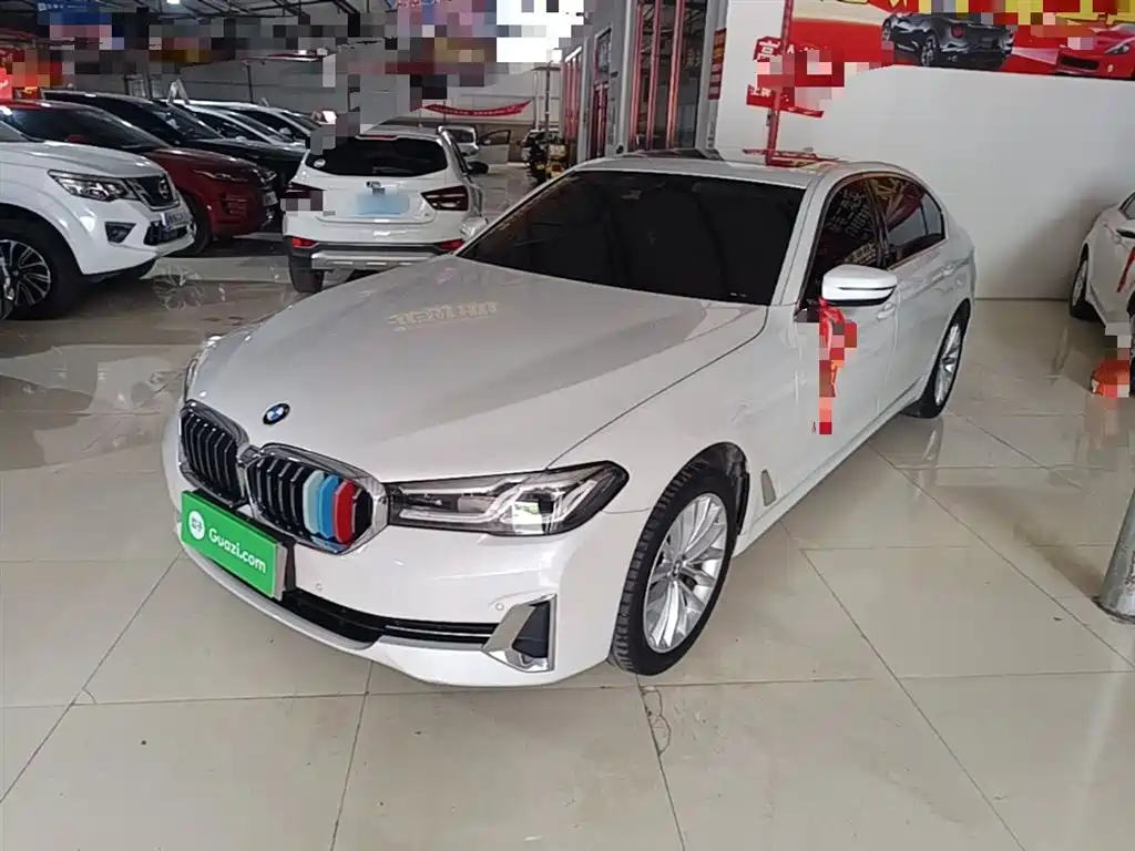 BMW 5 Series 2022 Model Second Facelift 525Li Luxury Package фото 2