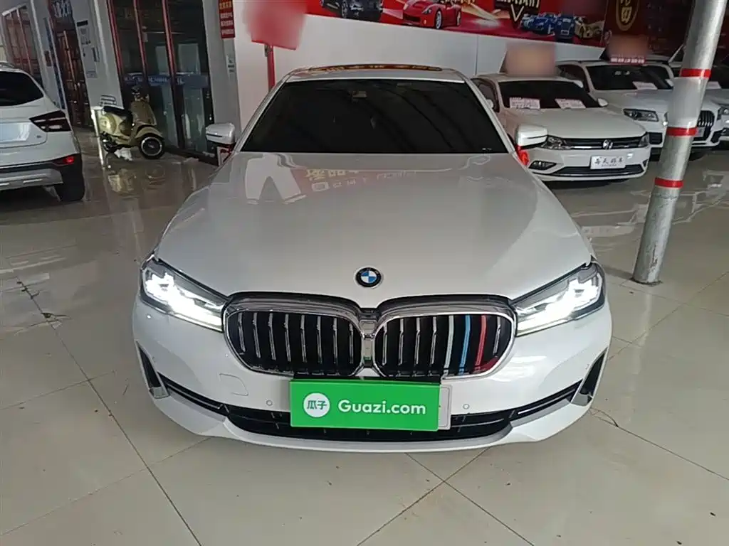 BMW 5 Series 2022 Model Second Facelift 525Li Luxury Package фото 3