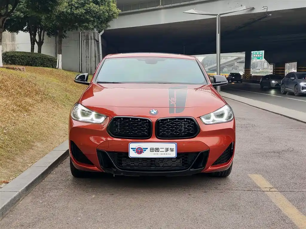 BMW X2 2021 Facelift sDrive25i Shadow Night Edition фото 2