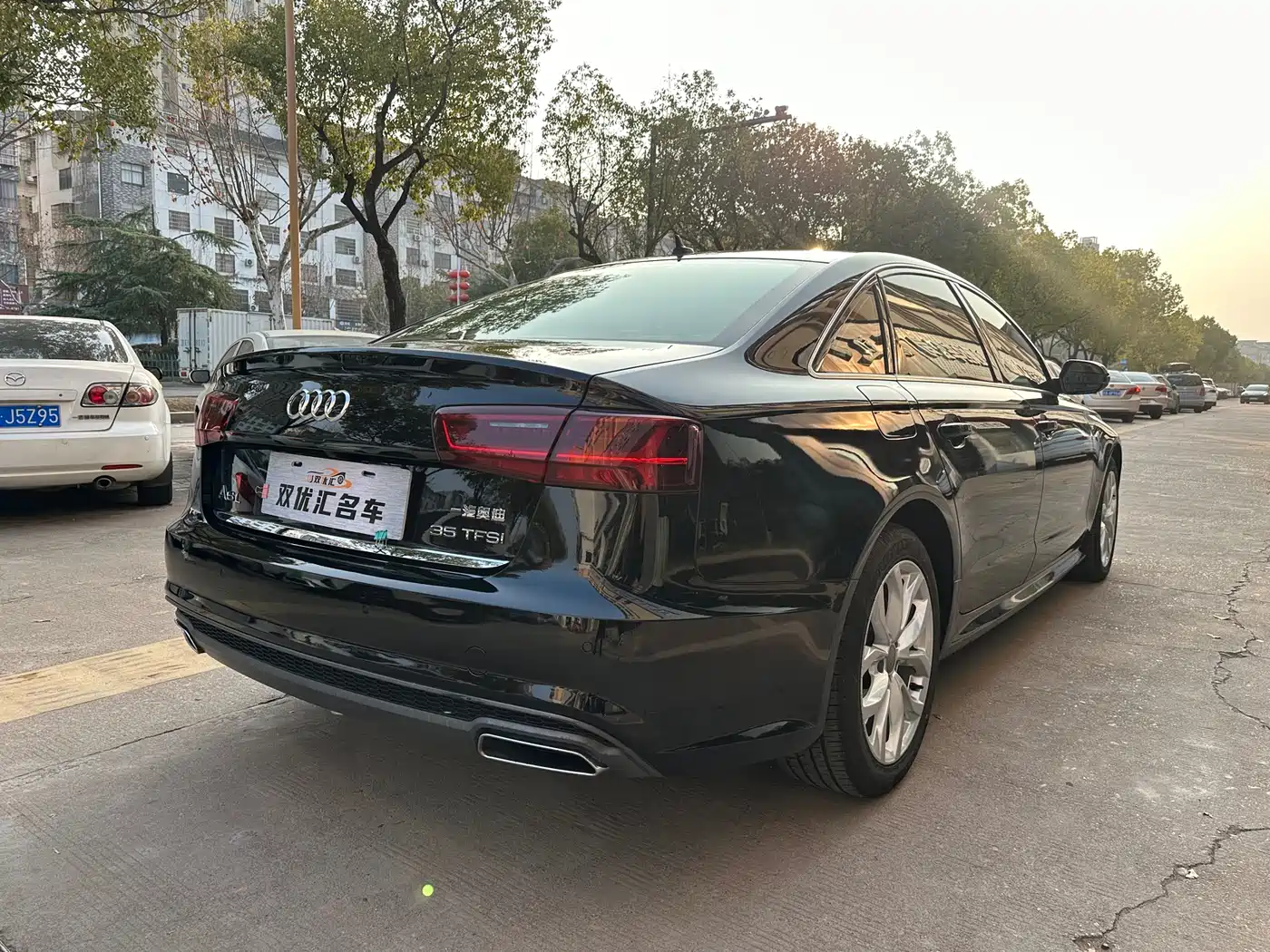 Audi A6L 2018 30th Anniversary 35 TFSI Fashion фото 7