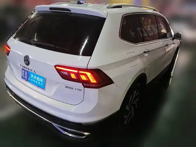 Volkswagen Tiguan L 2023 300TSI Automatic 2WD Smart Enjoyment Edition — фото 2
