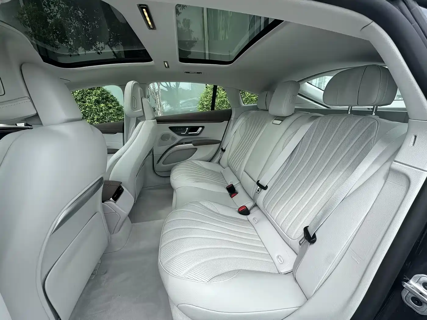 Mercedes-Benz EQS 2023 450+ Pioneer Edition фото 17