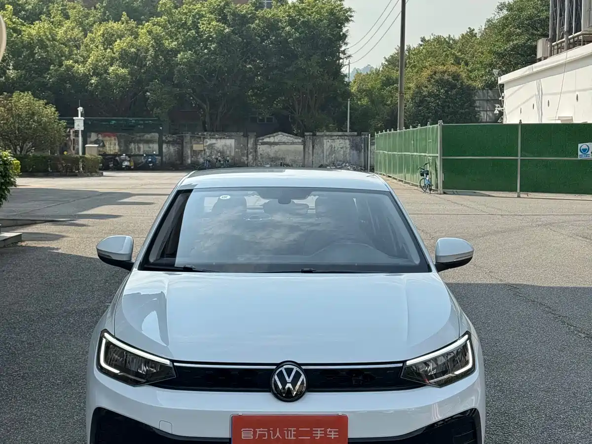 Volkswagen Lavida 2023 Xinrui 1.5L Auto Xinyi Edition фото 2