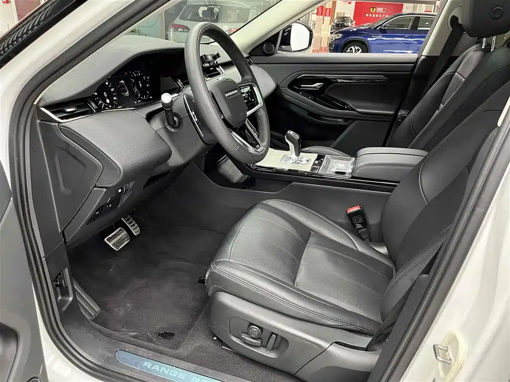 Land Rover Range Rover Evoque 2021 Range Rover Evoque L 249PS R-Dynamic S Performance Edition фото 12
