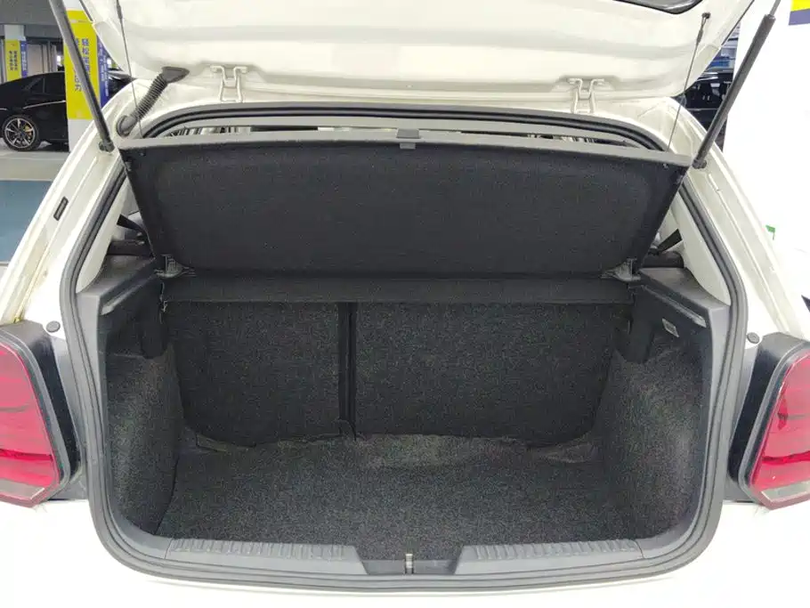 Volkswagen Polo 2013 2013 1.6L Automatic Comfort Edition