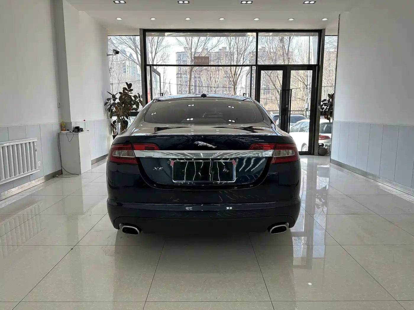 Jaguar XF 2009 2009 Model XF 3.0L V6 Luxury Edition