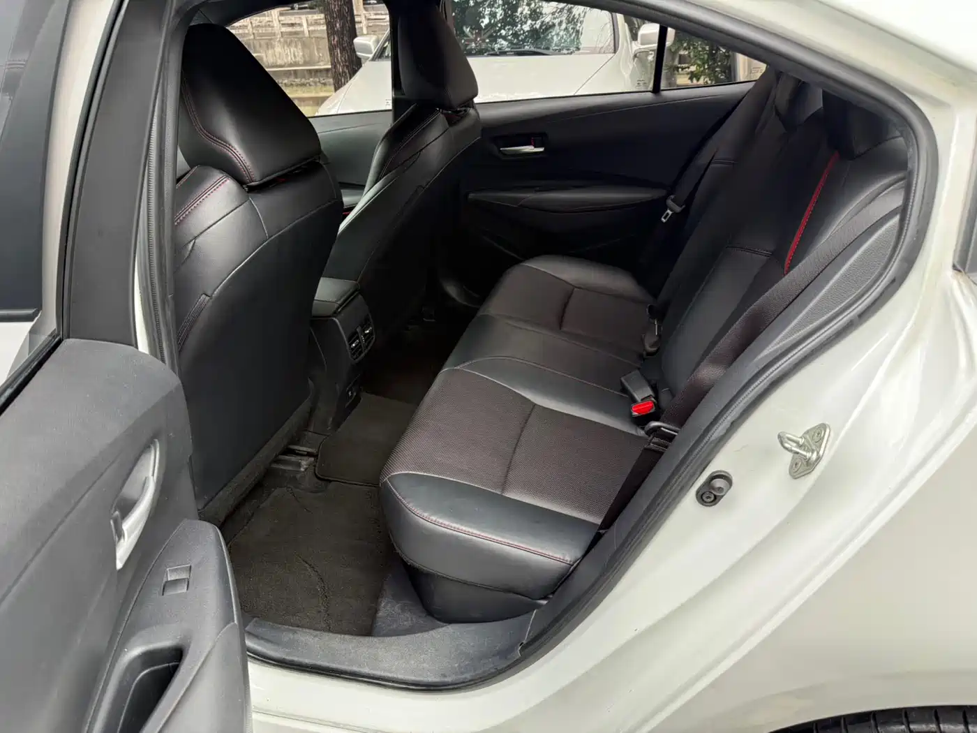 Toyota Levin 2021 Dual Engine 1.8H E-CVT Sport фото 6
