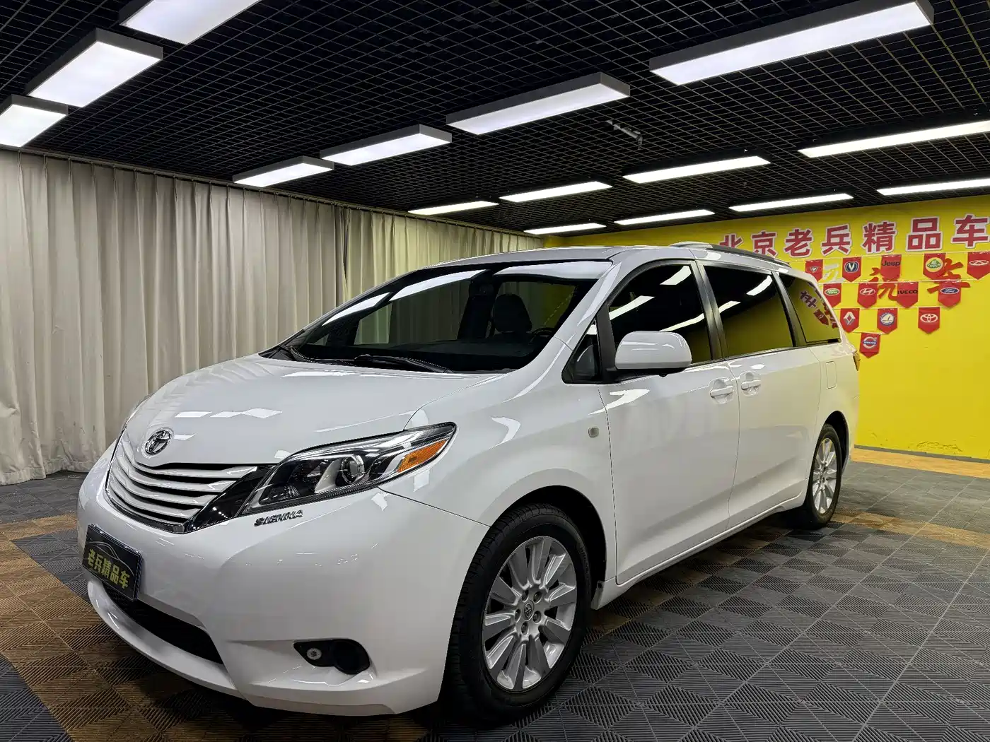 Toyota Sienna 2015 3.5L 4WD L
