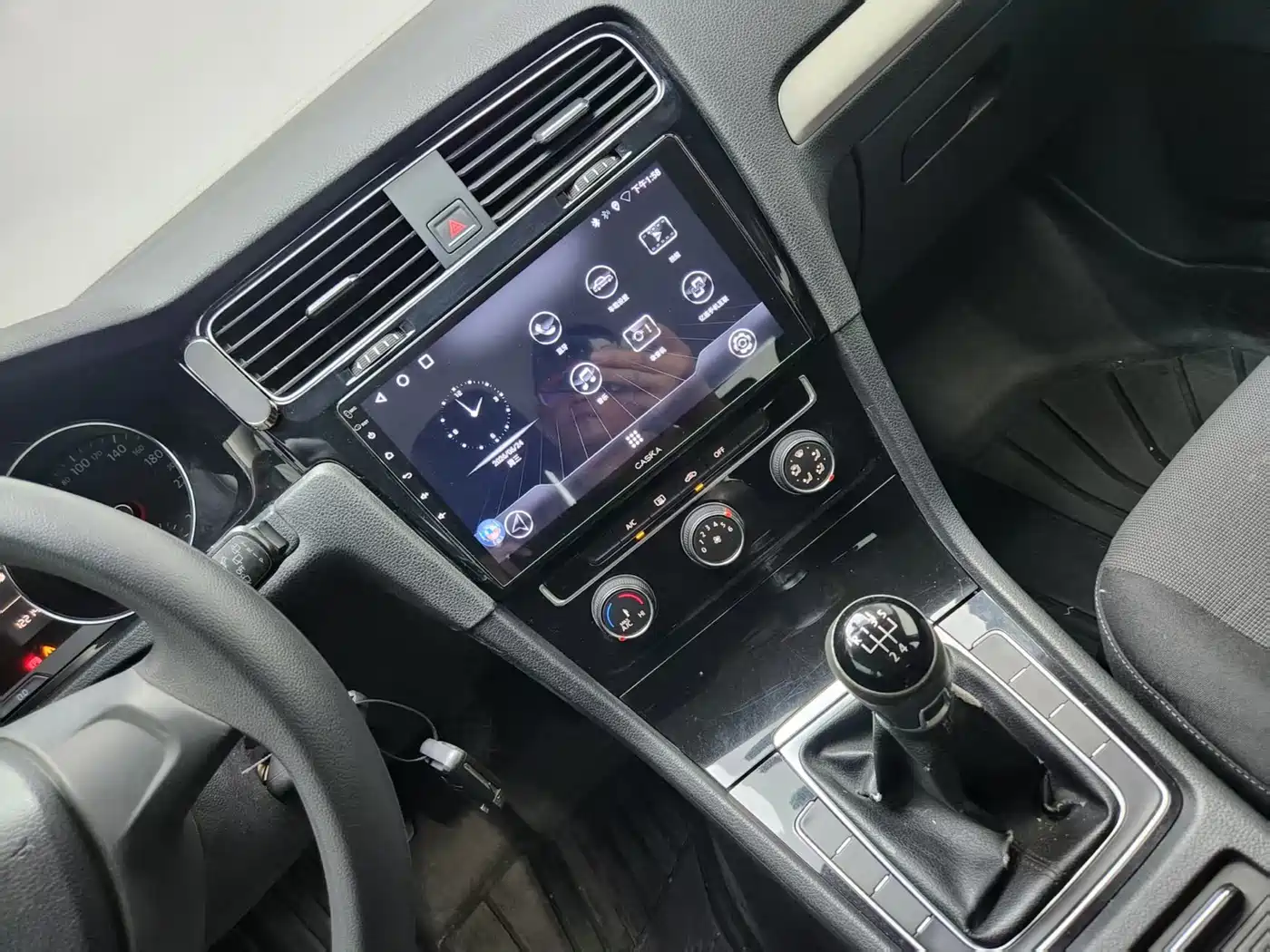 Фото 8 - Volkswagen Golf