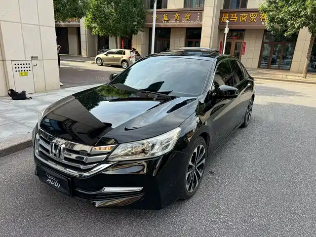  Honda Accord 2014 3.0L VTI Premium
