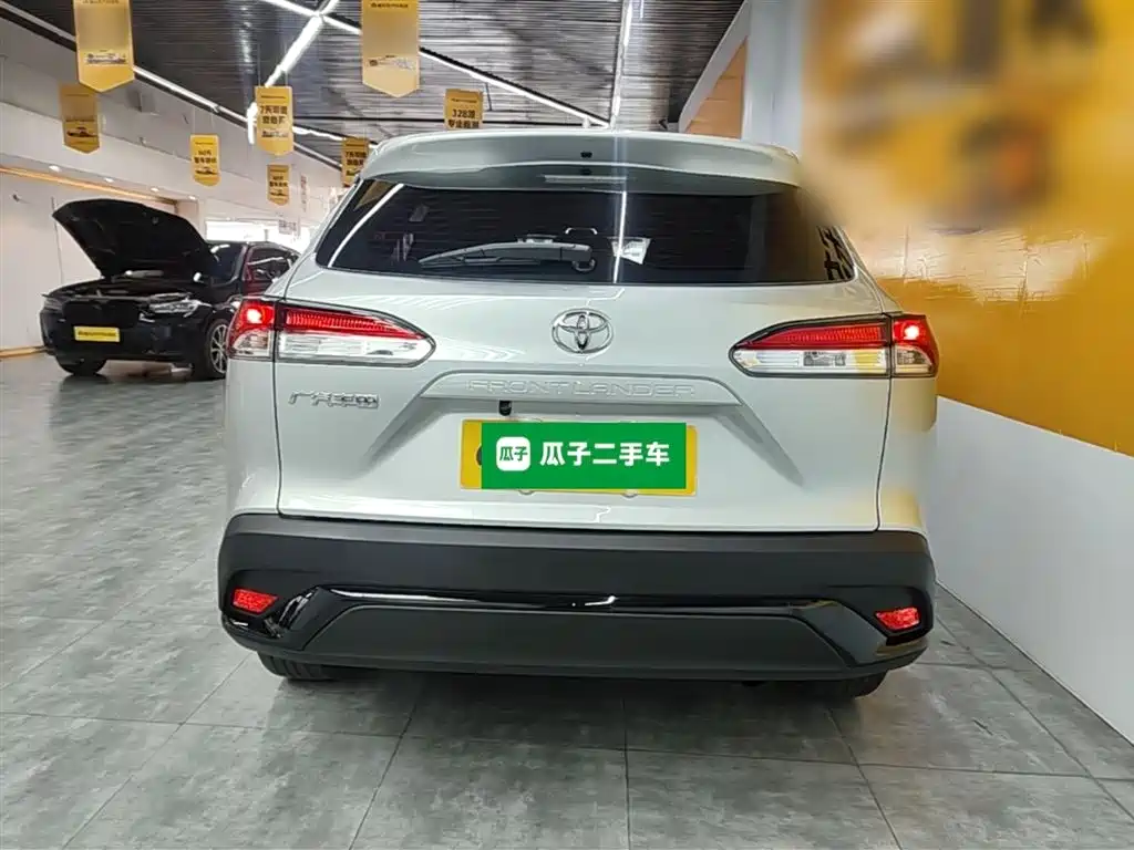 Toyota Frontlander 2023 2.0L CVT Elite Edition фото 6