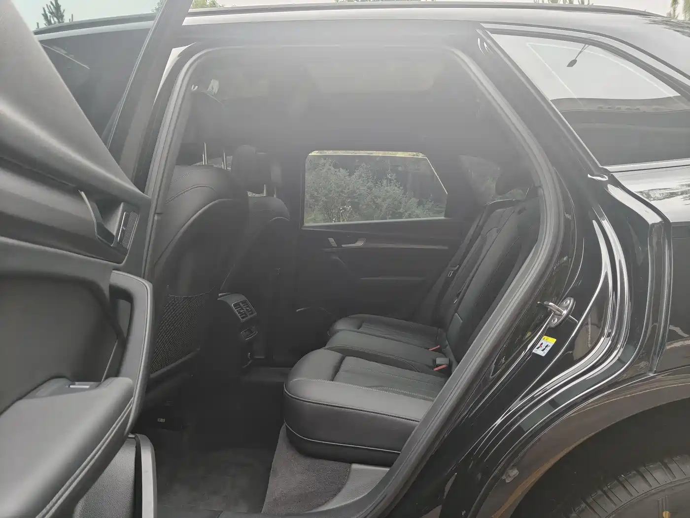 Audi Q5L 2024 Model 40 TFSI Luxury Dynamic фото 9