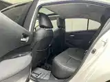 Фото 8 - Toyota Corolla