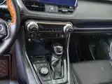Фото 10 - Toyota Wildlander