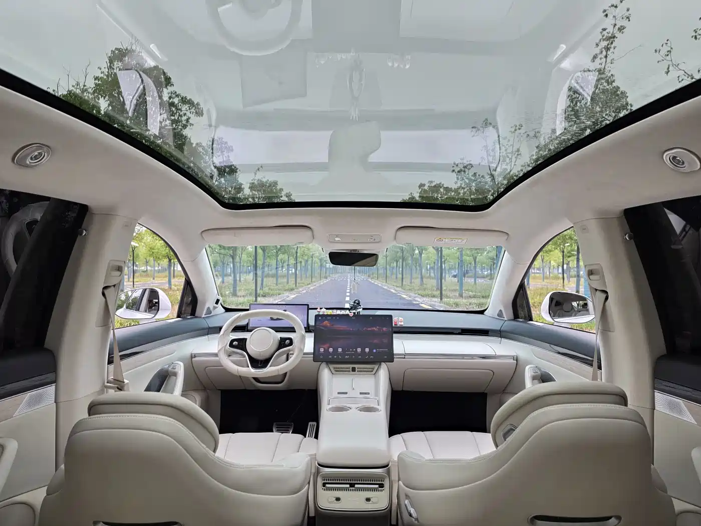 Zhijie Luxeed R7 2025 2024 Pure Electric 802km Max