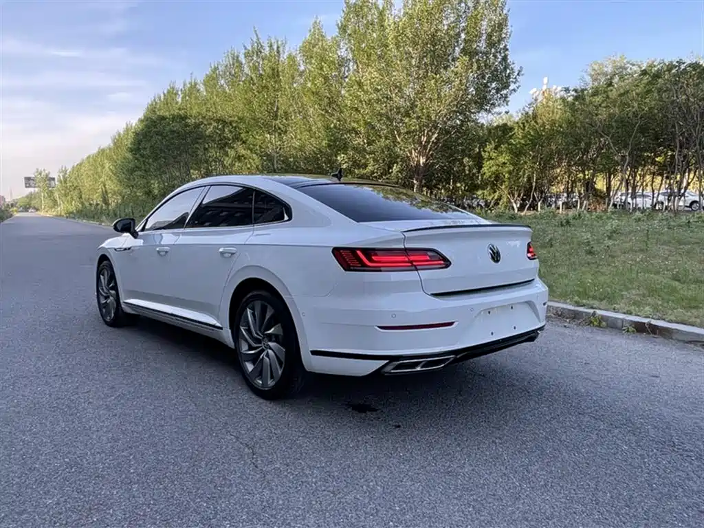 Volkswagen FAW-Volkswagen CC 2021 380TSI Eye-catching Edition фото 15