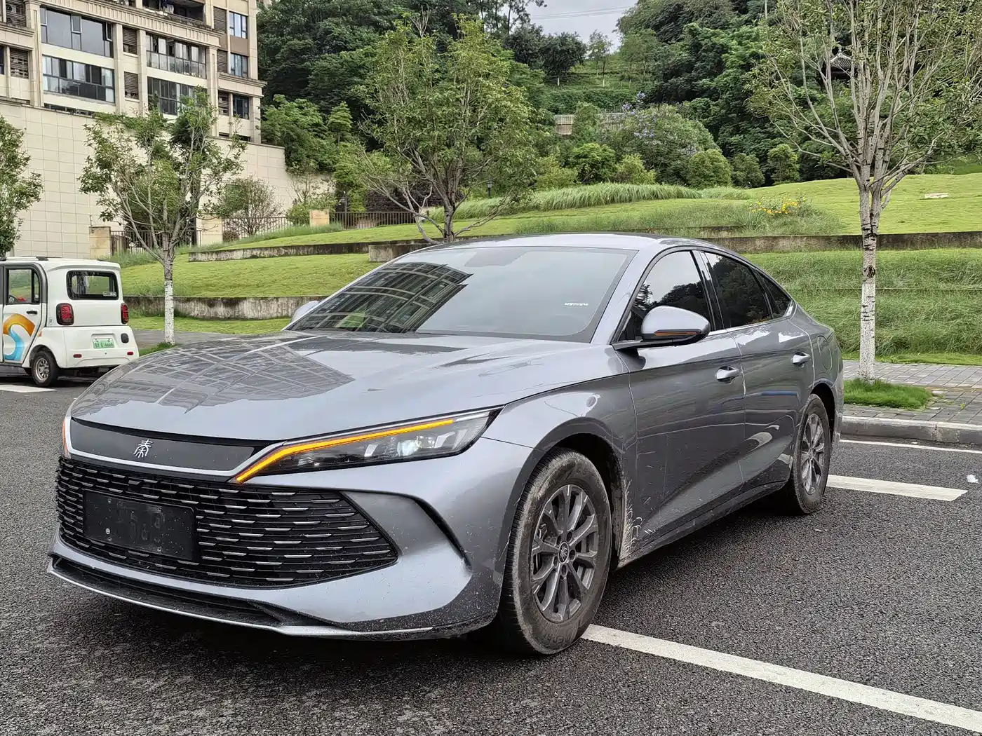 BYD Qin L 2024 DM-i 80KM Leading Edition