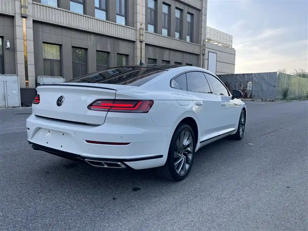 Volkswagen FAW-Volkswagen CC 2021 380TSI Eye-catching Edition фото 17