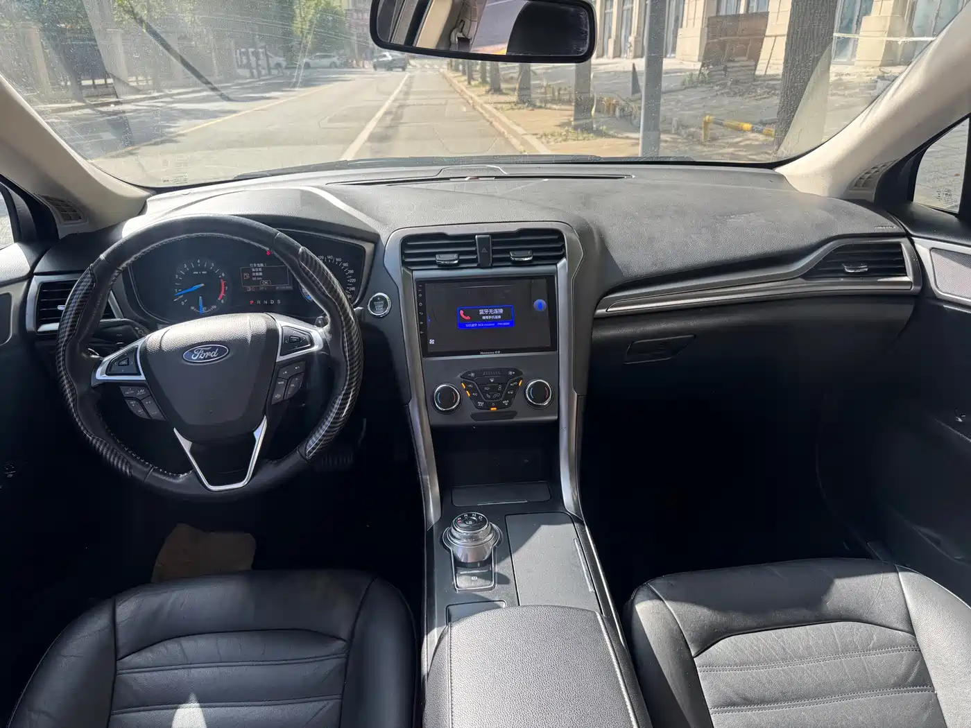 FORD MONDEO