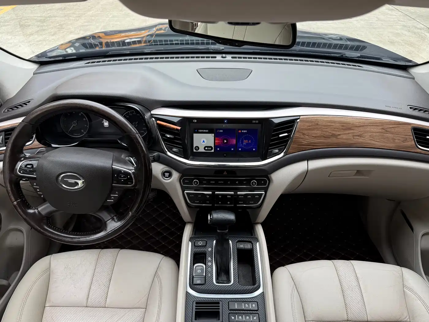 GAC Trumpchi Trumpchi GS8 2017 320T 2WD Luxury Smart Connect (7-seater) фото 6