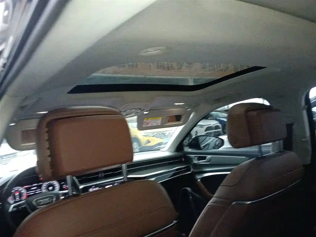 Audi A6L 2023 45 TFSI Premium Selection Elegance фото 14