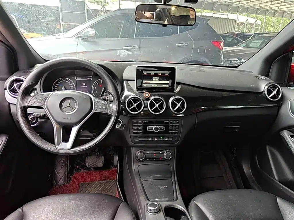 Mercedes-Benz B-Class 2012 B 180 фото 10