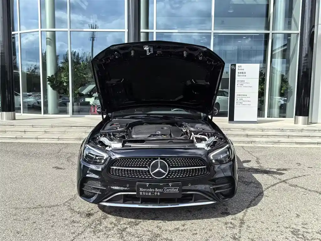 Mercedes-Benz E-Class 2023 E 300 L Sport Fashion фото 7