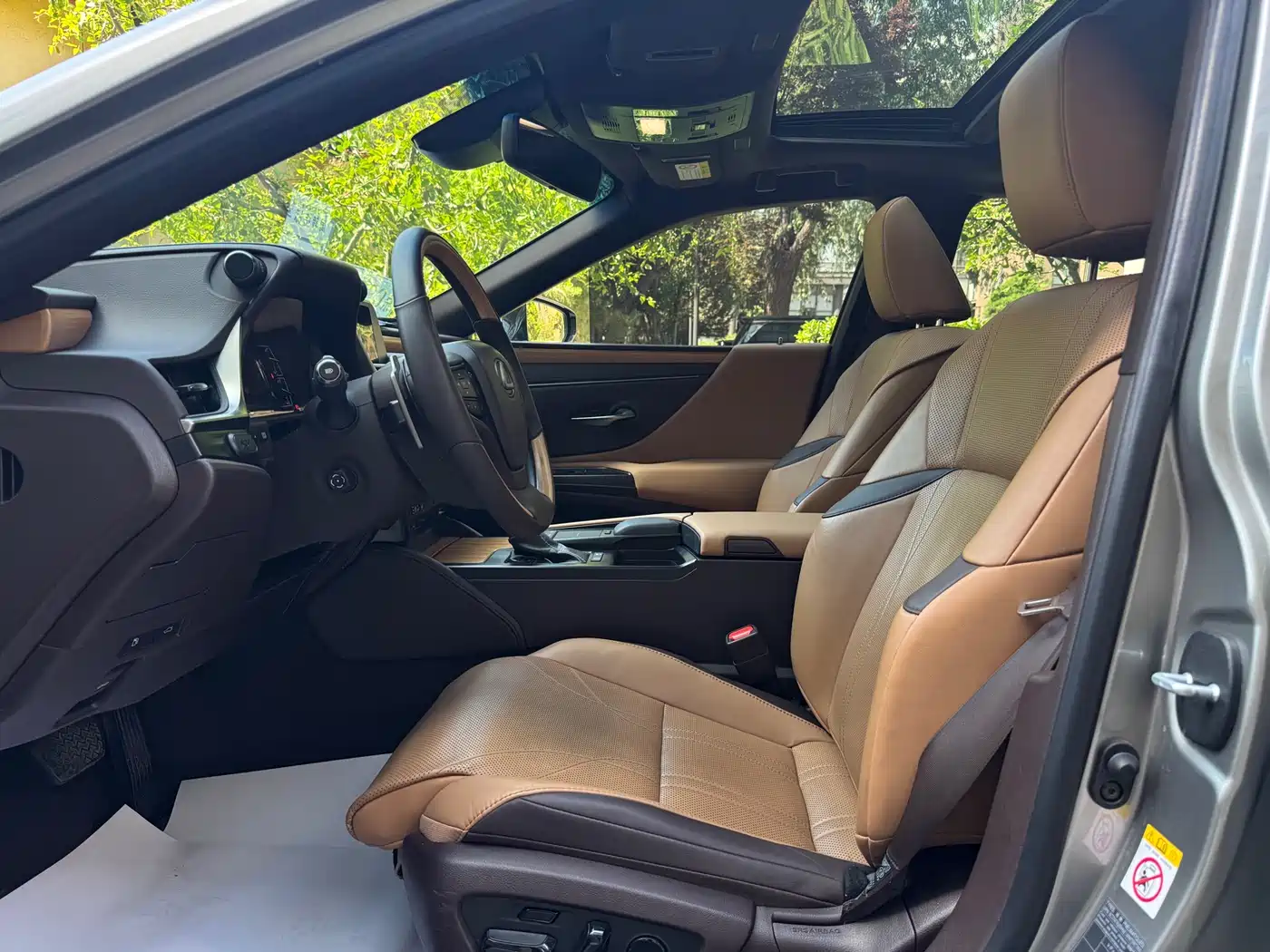 Lexus ES 2018 300h Premium Edition China V фото 10
