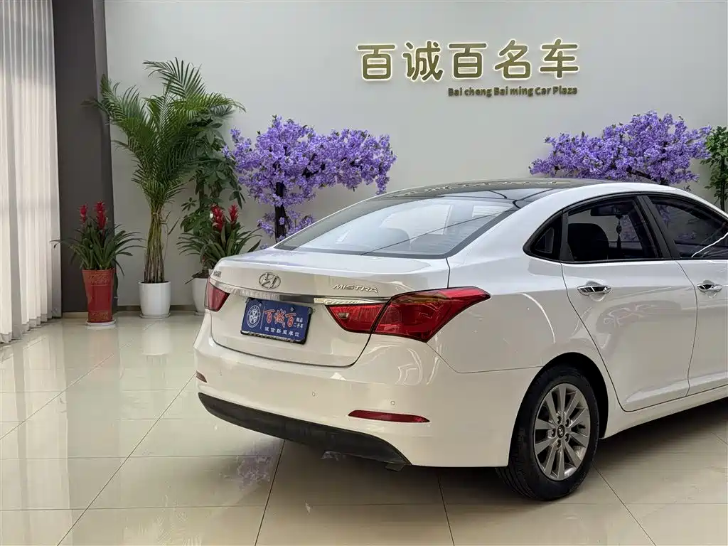 Hyundai Mistra 2014 1.8L Auto Smart GLS фото 7