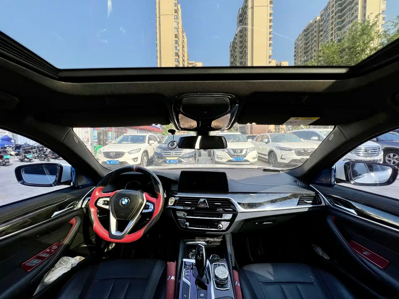 BMW 5 Series 2018 525Li M Sport Package фото 13