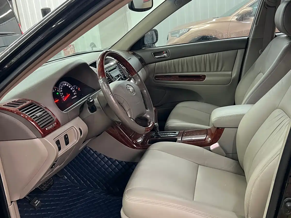 Toyota фото 8