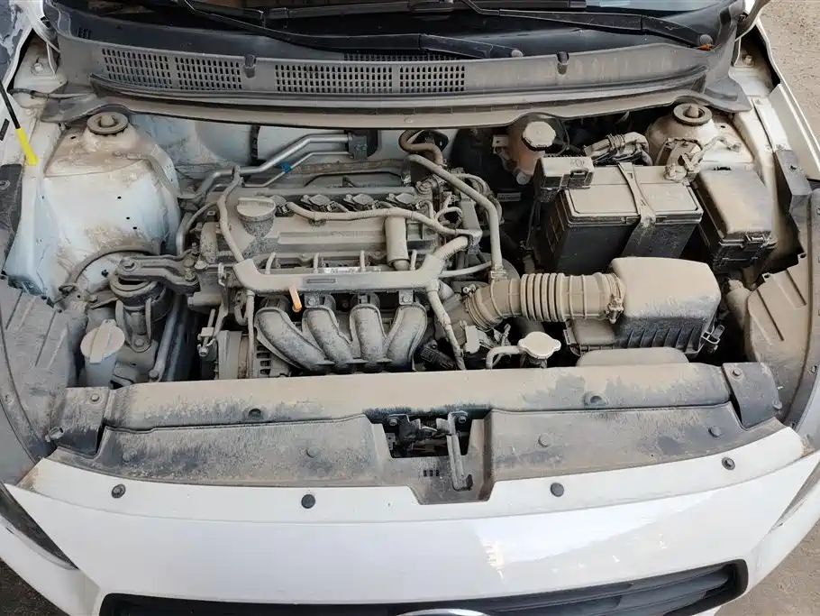 Hyundai Verna 2017 1.4L Manual Renewal Edition China VI фото 10