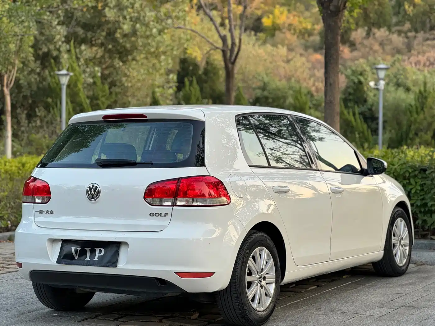 Фото 9 - Volkswagen Golf