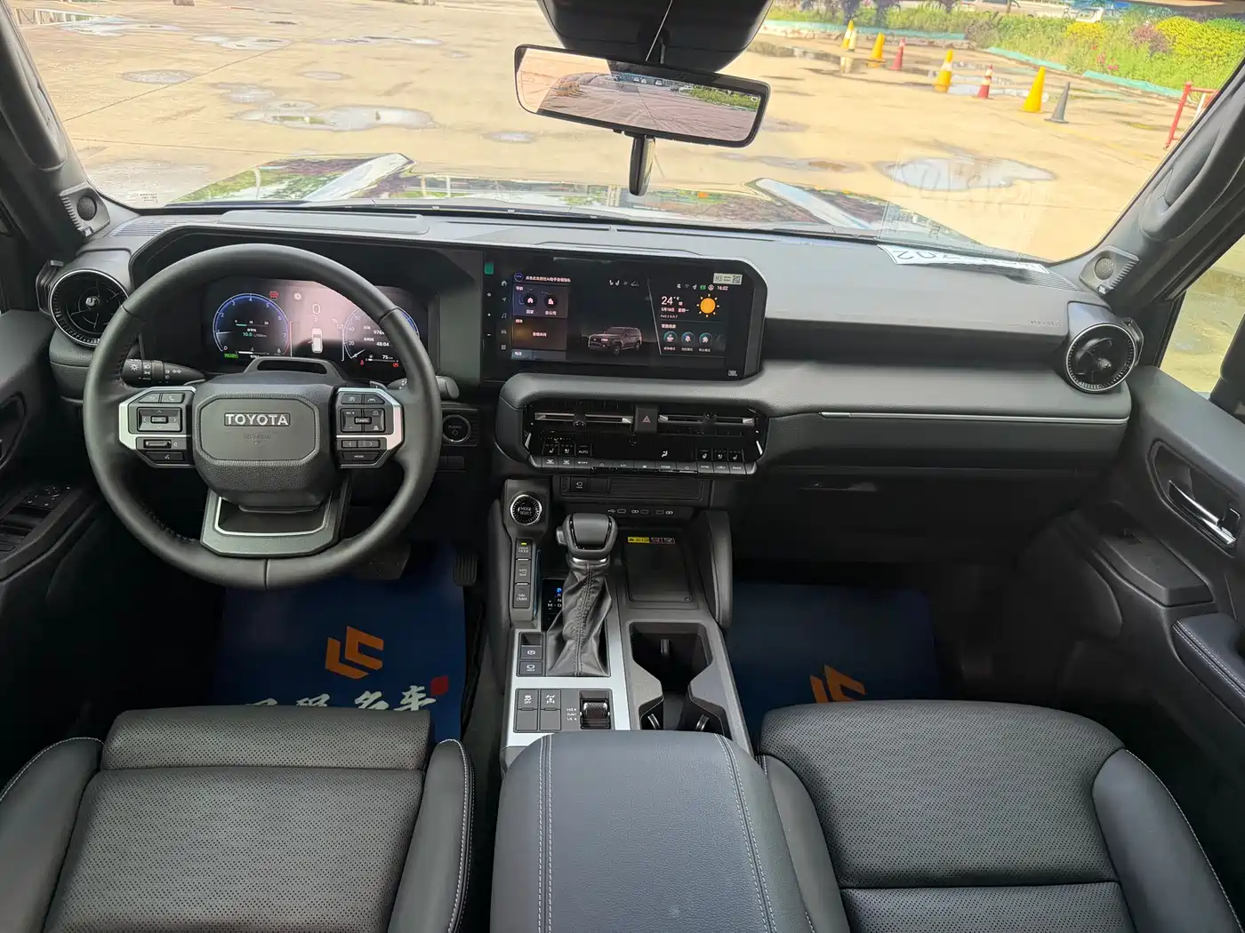 Toyota Prado 2025 2.4T Flagship VX Edition 5-Seater фото 12
