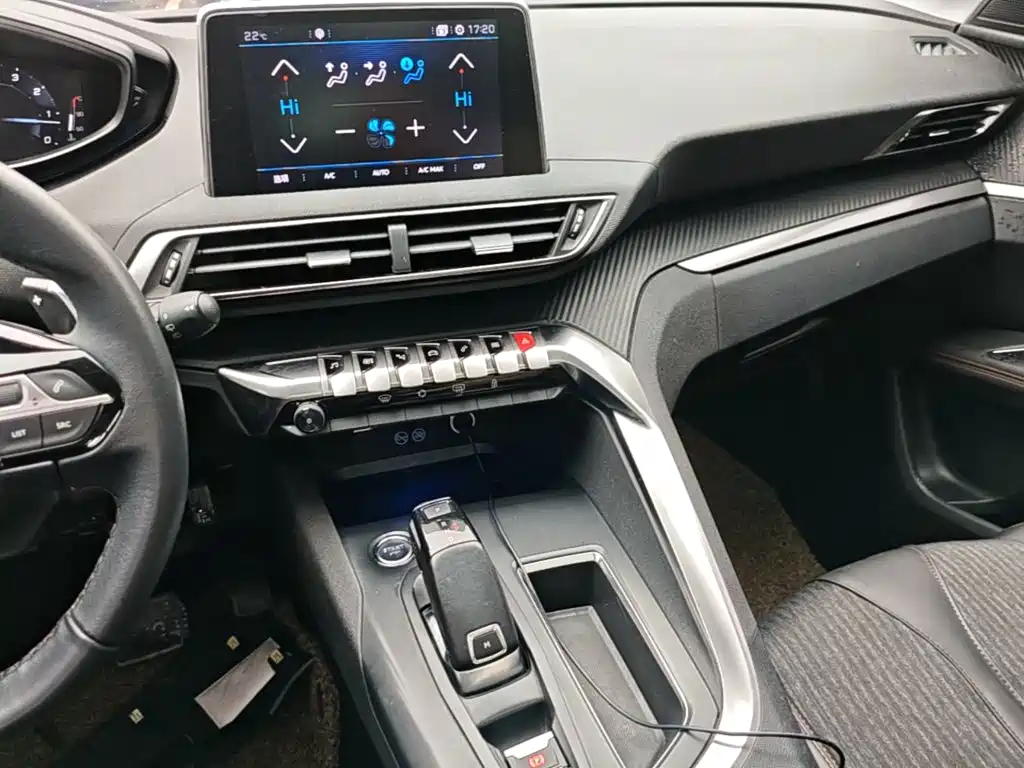 Photo 13 - Peugeot 4008